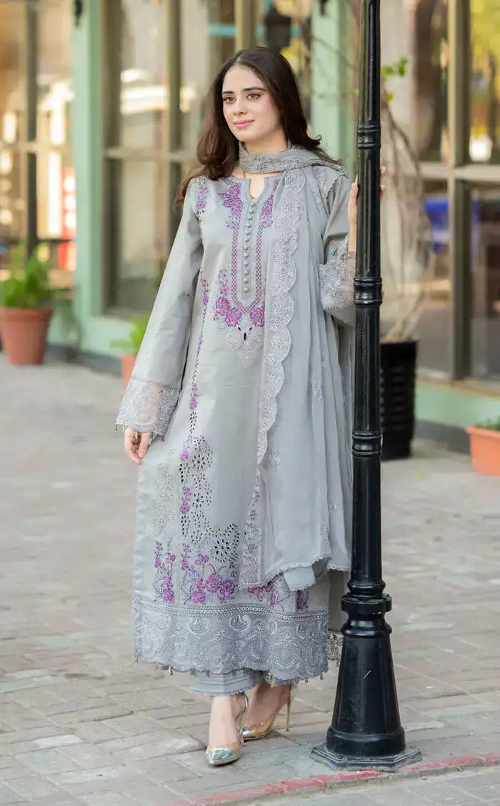 MUSHQ 3PCS LUXURY CHIKENKARI EMBROIDERED DRESS