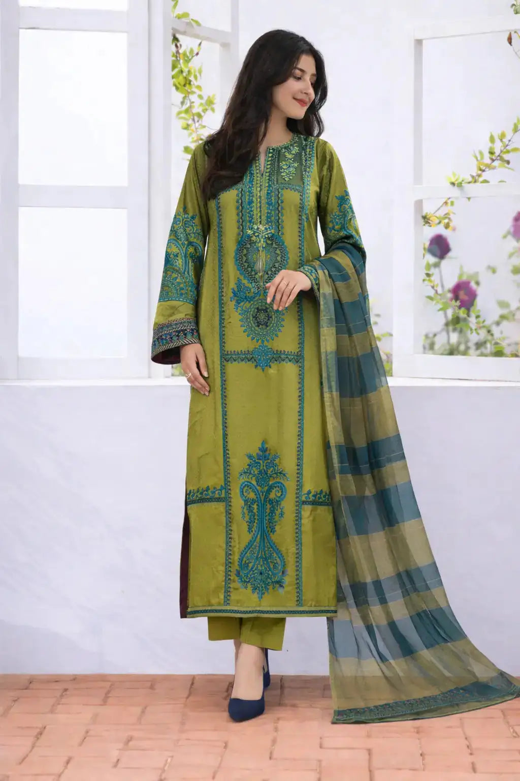 MARI.B. SIGNATURE EMBROIDERY LAWN SUIT_FESTIVE AND CASUAL WEAR 3 PC Zehra Studio
